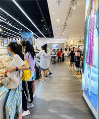 ����һ���������ഺ������������������������Ŀ��֣�