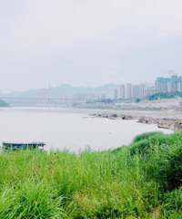 可以耍水,就在家门口的免费公园,不同角度拍出小清新照片