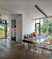 �������߿���20����Ϸ��ĳ�1800ƽ����Ժ�䣬8ǧ��Ҳ����