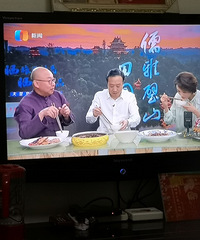 看璧山区长直播带货,单价9.9的价格秒杀了一大堆璧山特产