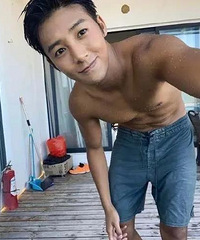 ����տ�ʼ�������Ǽ����ɫ�ˣ�����˿�����ð������