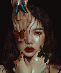 为了拍某书上超火的同款写真,涂了满脸的橄榄油,效果出来超满意