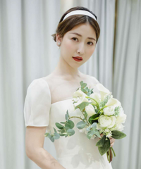 老公陪同选婚纱全程睡瞌睡,好在我自己选的婚纱家人朋友都说好看