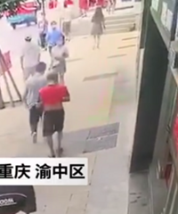 重庆一空调外机从19楼坠落砸中行人,官方通报:伤者抢救无效死亡