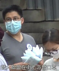 �����հ���1.6�ں�լ��СŮ���ع�