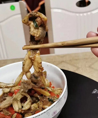 ��Щʳ�ﶼ�ɾ��ˣ�ֻ����һ���˾����������ǵ���