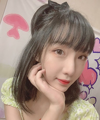 92��166CM��Сѧ��ʦ���飬�ϵ�������Ҳ�µ��˳���