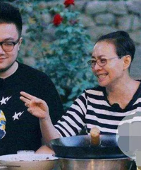 把娱乐圈搞成家族企业式继承,818那些靠关系被强捧入圈的明星