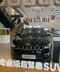 女生开黑色的Jeep指南者合适吗?我觉得有点像男生开的