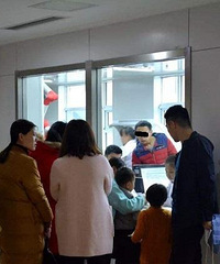 3岁女儿发烧,医生让做微量元素检查,宝妈的护士朋友:骗钱的