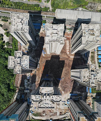 刚需中的战斗机龙湖九里峰景航拍,小区出门就是轨道站位置确实好