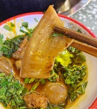 这家网红串串去了两次才终于吃到,客观说说我的“吃后感”