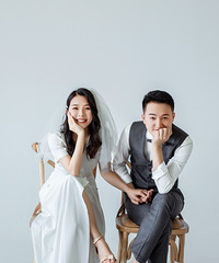 当初他求婚时用的是世界上最大的“钻石”,可以戴在手腕上的那种