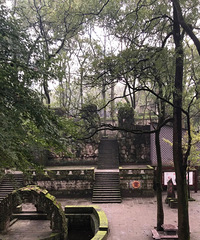 你们还记得读书时候的五云山寨吗?我问同龄人他们很多都不晓得