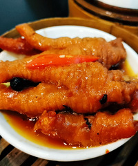 ���Ϻ���������ҵ꣬��ȥ��ȴ�о�������