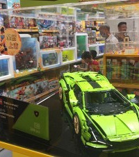 重庆乐高新店,自己拼搭个性乐高人仔3个才79,娃儿看到都不想走