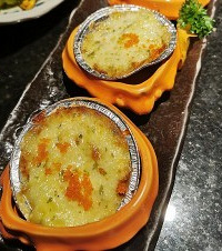 同款菜在不同价位居然有区别,我来说说上井自助餐的套路