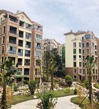 ���Ǳ���Ŀ����̺ù�ֱ��Ϊ�˸��㳡���ڿյأ�������һ��¥