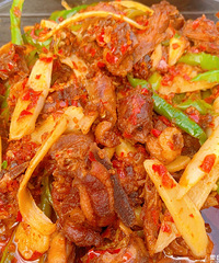 �Ϲ����Ĳ˿�θ����񫣬�ұ������˶�Ҫ�ٳ�����