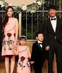 回看晓明和AB的婚礼亮点太多,这些高调参加的嘉宾都闹掰了