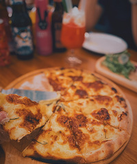 ���������ˮ����ݣ����������㾿��ֵ��ֵ��ȥ