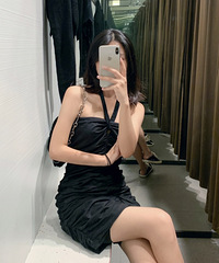 安利一件又美又A的连衣裙!