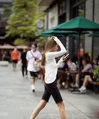 成都妹子就是比重庆妹子更会穿,服吗?