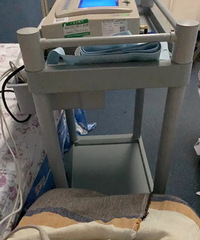 因娃生在重医过道而自豪!