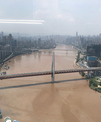 打卡来福士探索舱,娃说像宇宙空间站,全景露台眺望重庆风景很赞