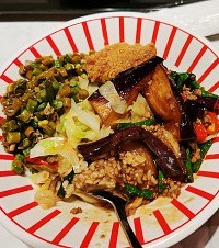 乡村基居然推出了9.9的盖饭,网友的买家秀和卖家秀差距大吗?