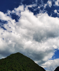 南川真的是个避暑胜地,带娃来耍水上世界还能漂流,安逸惨了