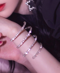 ��溵t���Ǵ�ɽկ���������Ҳ�Ǽٵģ�Ʒ�ƹٷ���Ӧ���Ƹ���