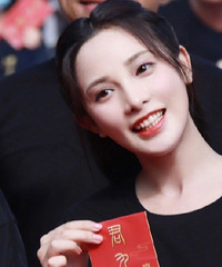 �����λС�����ڽ����Ĺ�װ�磬�⼸λ������ϲ������