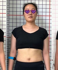产后妈妈4个月甩掉30斤,腰腹瘦得好明显,下巴的线条也出来了