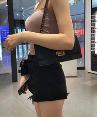 看一眼就放不下的包,试了一下果断就入手了!
