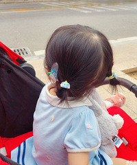 Ů𣿺ܶ෢е֣СŮƯʵ̫