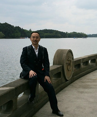 79��170CM�Ӳ����̺ȾƵĸ������飬���������ص���ѧ����