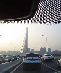 工作日早晚高峰拥堵的双碑大桥和双碑隧道,还有什么时候不堵?