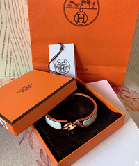 ���ְ����˾�����������ڰ׸���