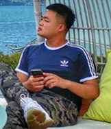 91年182CM的创业小哥征婚,不打牌