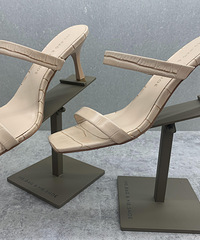 ��̽��������Ь��Ь�����кܶ��ۿۣ���������û����ϲ����