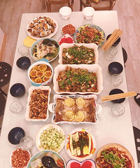 100Ԫʵ���˺������ɣ�һ�������ʳԹ��