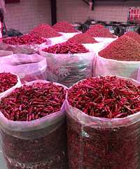 ��̽��Ϫ���������г�����ЩƷ�ֵ��Լ۱����