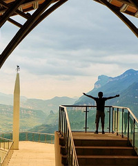 柏芷山,燕子洞采笋小道暴走三人行,历险故事必须摆起来