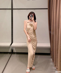 感觉最近Zara超级多看起来“很大牌”的衣服!