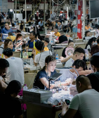 国界线上有一座玉城,标价3800还价38,主播在这月入超2万