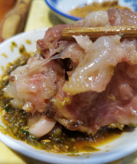 坐轻轨去璧山泡温泉,美食吃不停,蹄花入口即化,山珍兔汤锅绝了