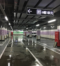 说蘭园车库要20-30万啊?400多万的房子配这个价格贵不贵