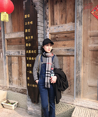 28岁155CM自己做生意的妹子征婚,有一女儿跟随她父亲