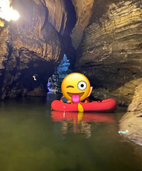 带娃儿去了南山50年前开发的溶洞,人均50,洞内只有18℃+夏游记